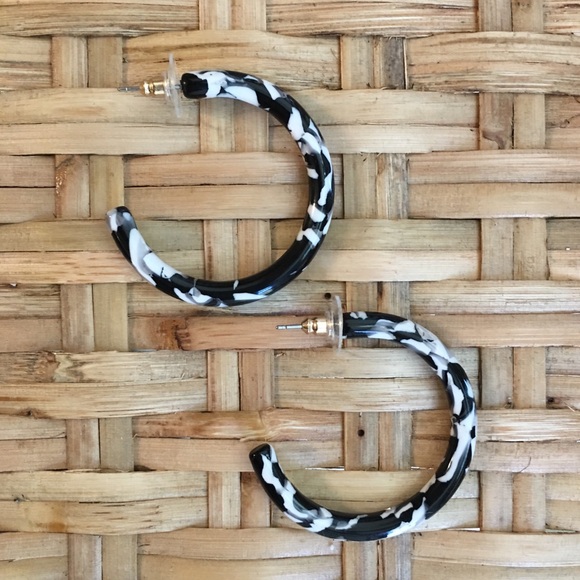 Jewelry - Marble Hoops
